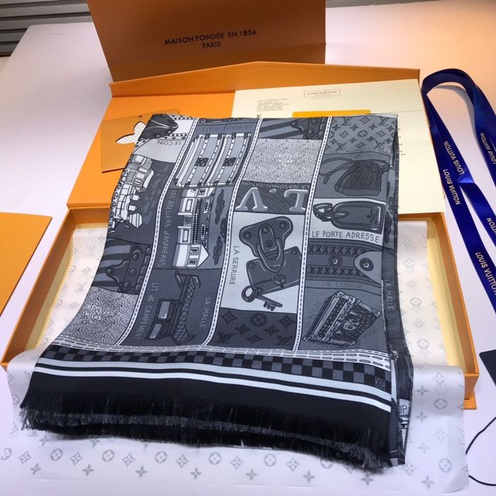 Louis Vuitton Scarf LVS00046